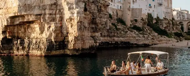 Tour in Gozzo a Polignano a Mare