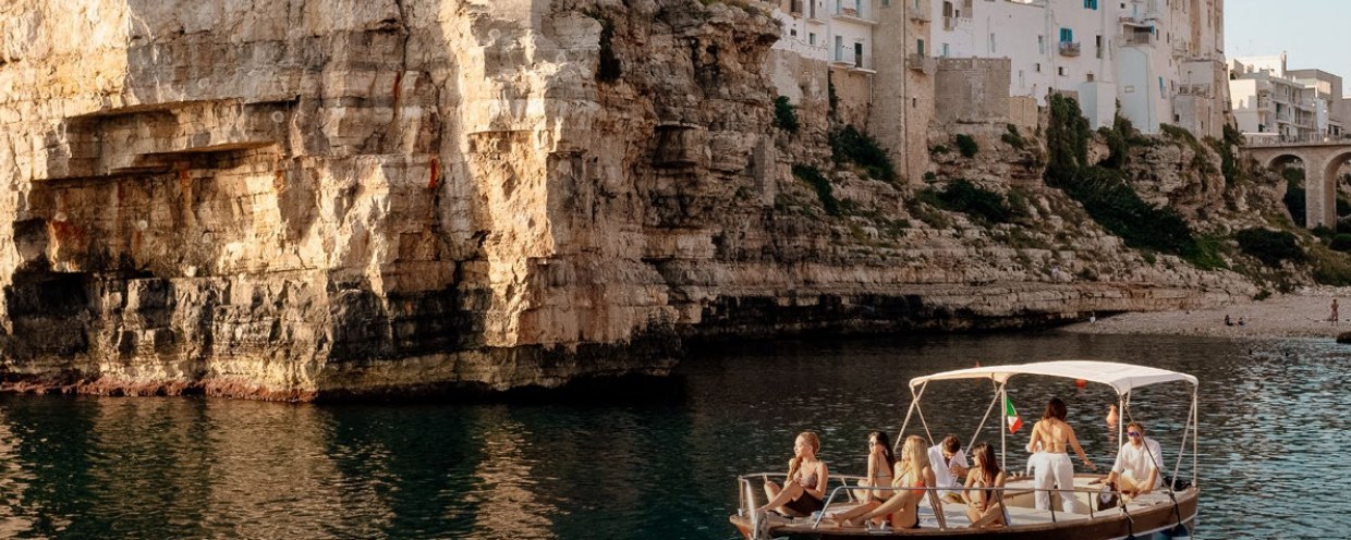 Tour in Gozzo a Polignano a Mare